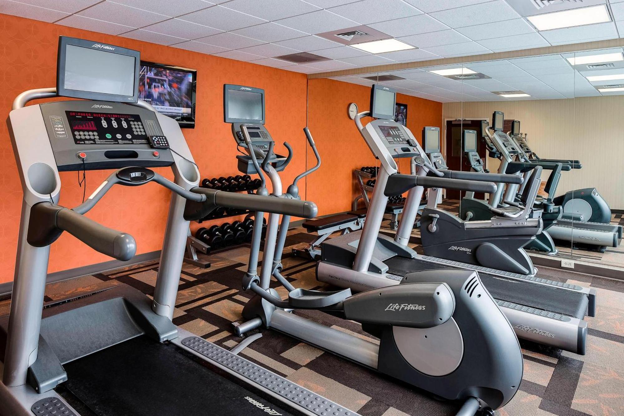Courtyard Des Moines Ankeny Hotel Екстериор снимка