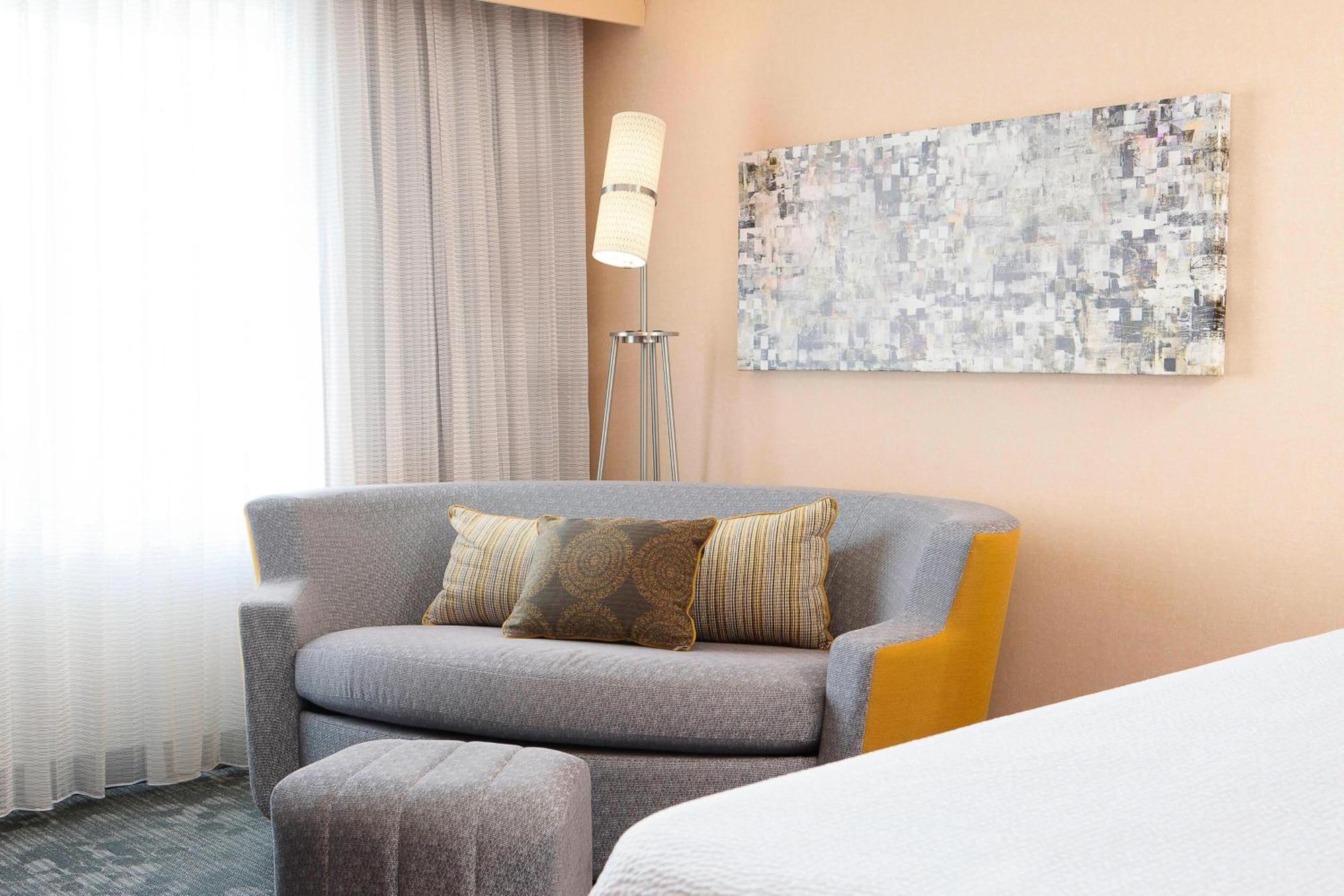 Courtyard Des Moines Ankeny Hotel Екстериор снимка