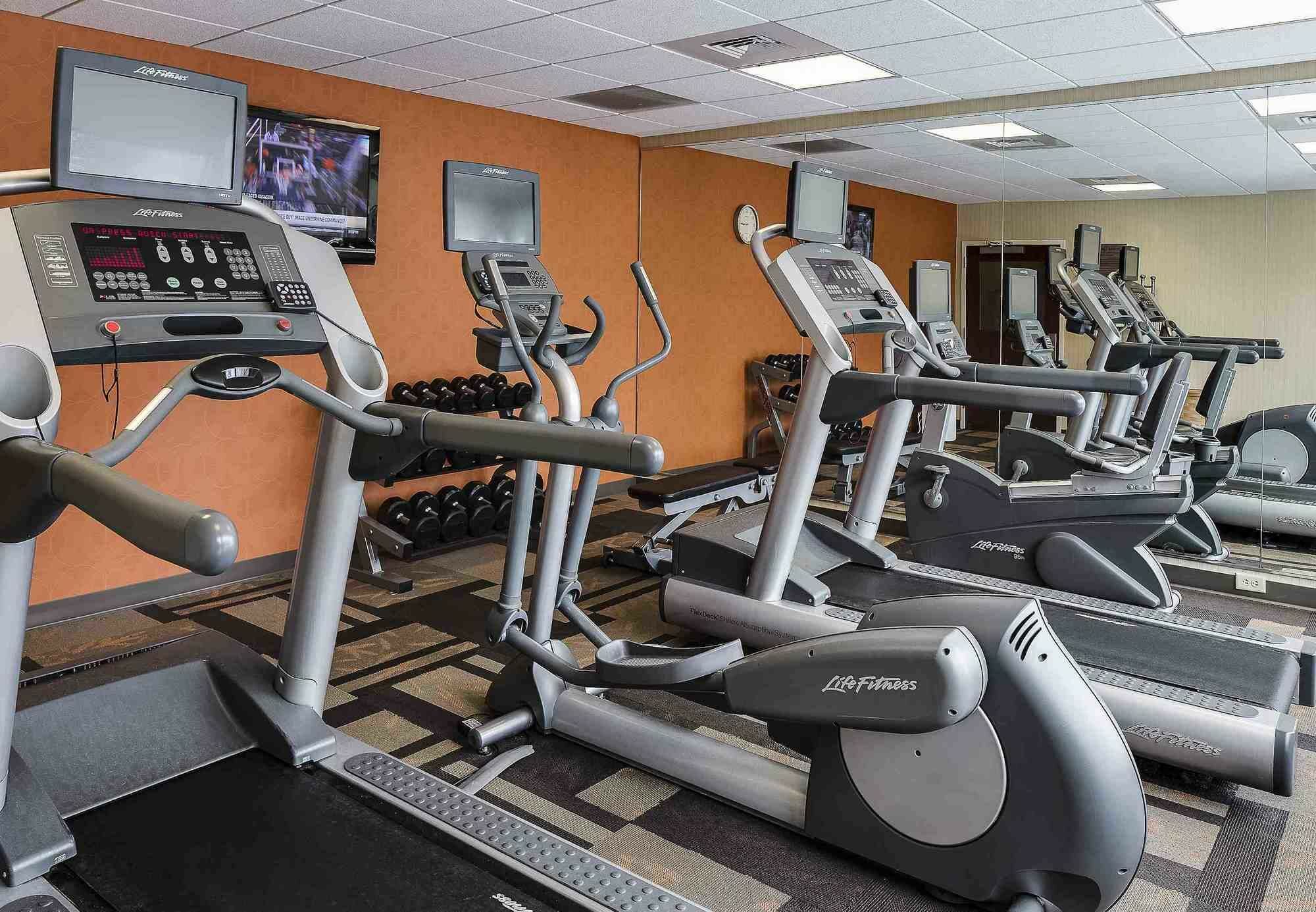 Courtyard Des Moines Ankeny Hotel Екстериор снимка