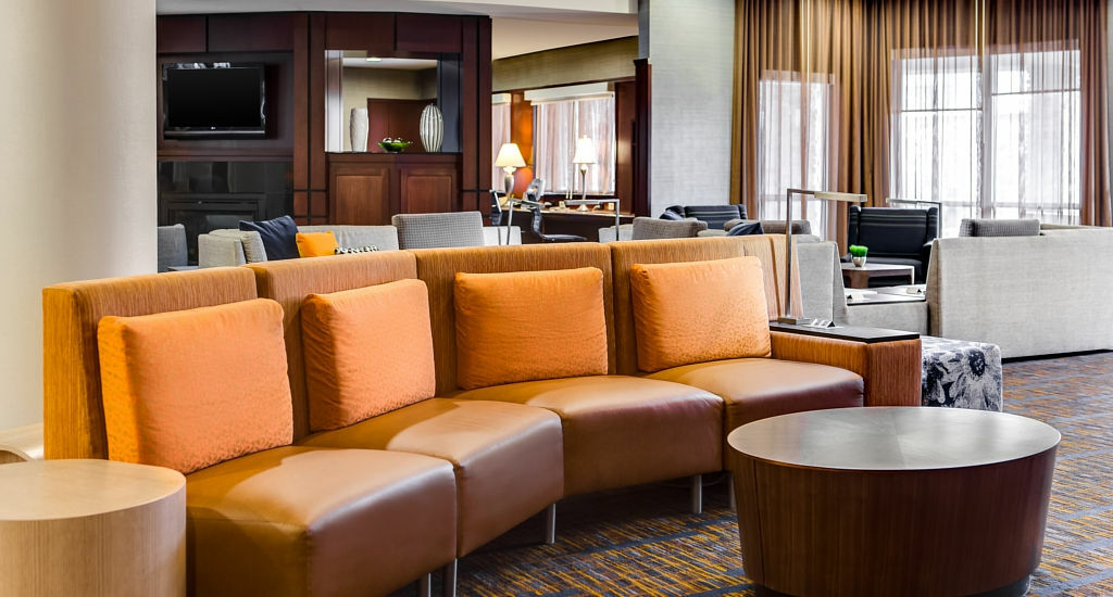 Courtyard Des Moines Ankeny Hotel Екстериор снимка